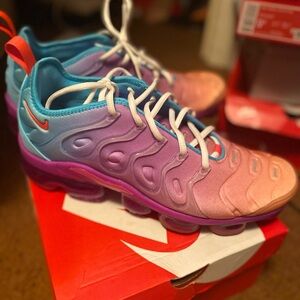 Nike Vapormax Fuschia dream/ Bright crimson